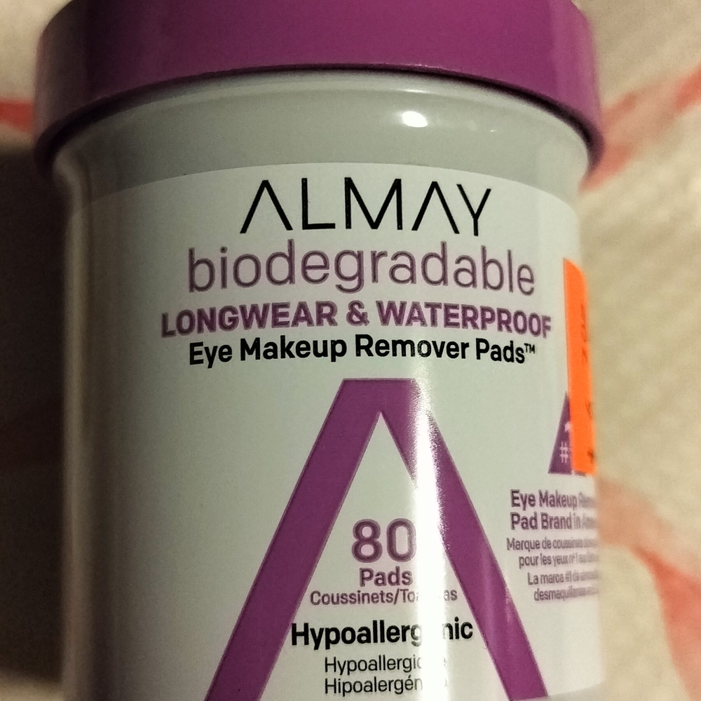 Almay Gentle Eye Makeup Remover Pads with Purple Lid